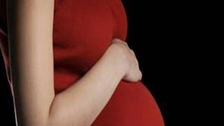 অন্তঃসত্ত্বা নারীদের জন্য : অন্তঃসত্ত্বা নারীর শরীর সুস্থ রাখতে বেগুন সহায়ক হতে পারে। নতুন মা যারা বাচ্চাকে স্তন্যপান করান, তাদের জন্যও বেগুন খুব উপকারী। এছাড়াও ঋতুস্রাব পূর্ব উপসর্গগুলো রোধ করতেও বেগুন অত্যন্ত কার্যকরী।