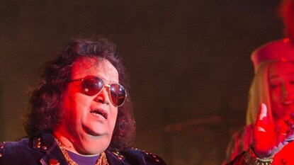 বাপ্পি লাহিড়ির ভারতে বেশ কয়েকটি বাড়ি রয়েছে। তার মধ্যে সবচেয়ে উল্লেখযোগ্য মুম্বাইয়ের বাড়িটি। ২০০১ সালে সাড়ে ৩ কোটি টাকা দিয়ে তিনি এই বাড়িটি কিনেছিলেন। অন্যান্য বাড়ি সম্পর্কে তেমন কোনো তথ্য নেই। বাপ্পি লাহিড়ির ভারতে বেশ কয়েকটি বাড়ি রয়েছে। তার মধ্যে সবচেয়ে উল্লেখযোগ্য মুম্বাইয়ের বাড়িটি। ২০০১ সালে সাড়ে ৩ কোটি টাকা দিয়ে তিনি এই বাড়িটি কিনেছিলেন। অন্যান্য বাড়ি সম্পর্কে তেমন কোনো তথ্য নেই।