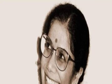 সন্ধ্য়া মুখোপাধ্য়ায় আর একটা মহালয়ার সকাল...