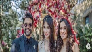 Rhea Chakraborty on Shibani Dandekar