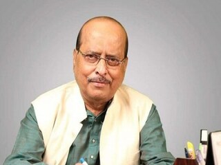 প্রয়াত সাধন পান্ডে৷ 
