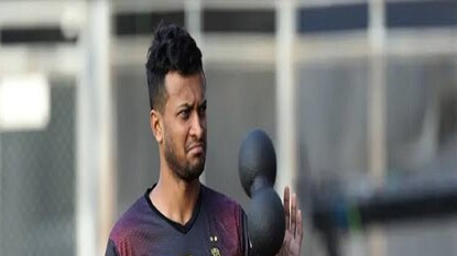 সকলকে অবাক করে আইপিএল নিলামে আনসোল্ড সাকিব সকলকে অবাক করে আইপিএল নিলামে আনসোল্ড সাকিব