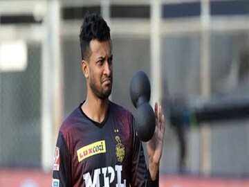 সকলকে অবাক করে আইপিএল নিলামে আনসোল্ড সাকিব