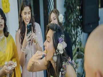  Shibani Dandekar Viral