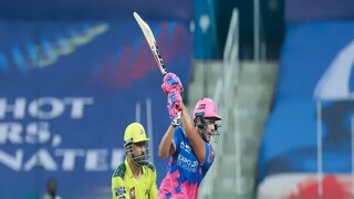 চেন্নাইতে এসে ধোনির অধীনে নবজন্মের প্রতীক্ষায় শিবম দুবে