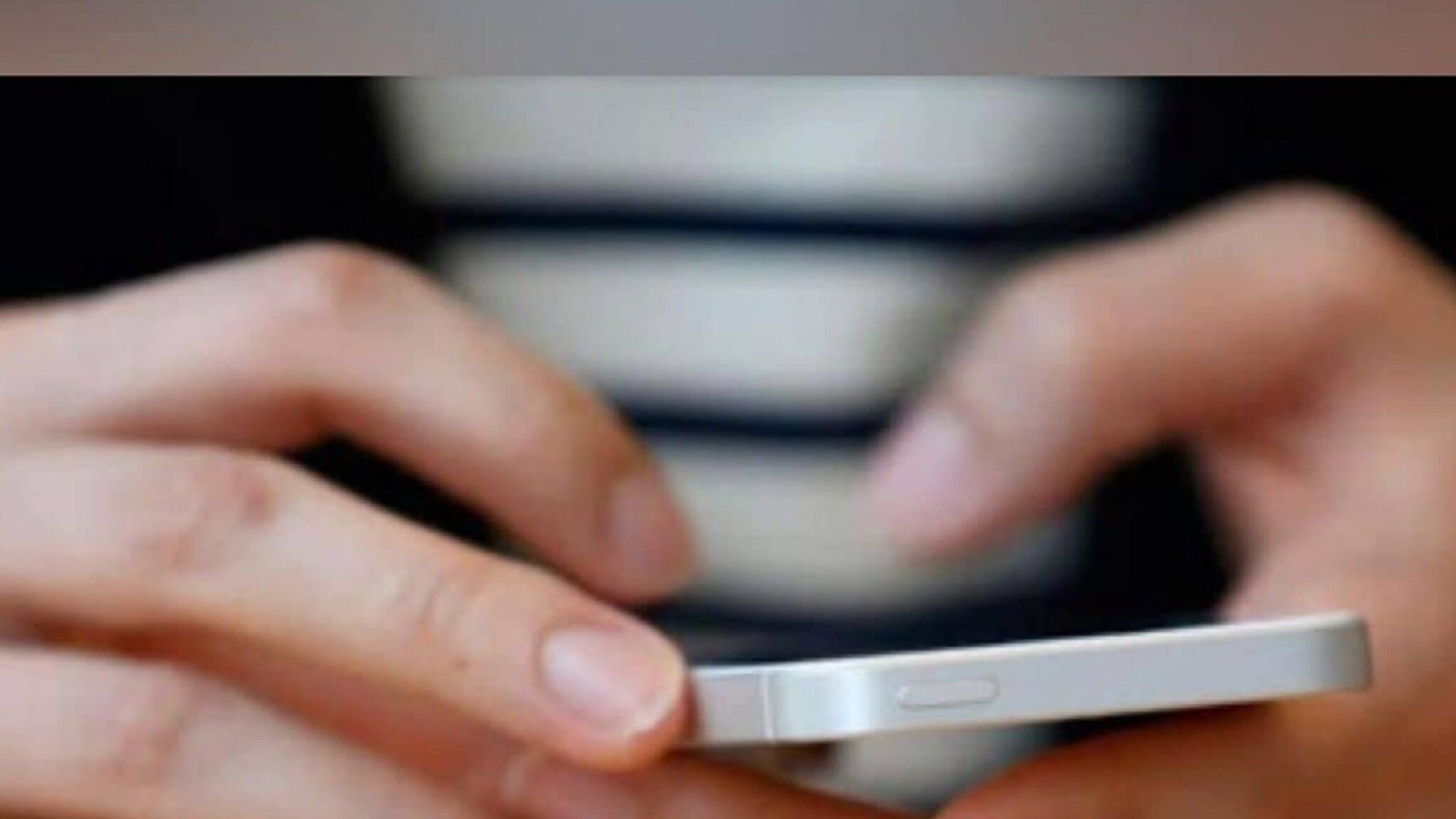 Smartphone: দীর্ঘদিন স্মার্টফোন সুস্থ ভাবে চালাতে চান, যে বিষয়গুলি মাথায় রাখবেন সবসময়