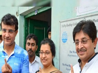 BCCI president sourav ganguly's elder brother snehasis Ganguly slams wriddhiman saha- Photo-PTI 