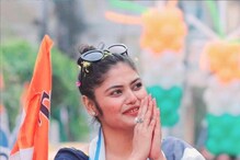 গাইলেন গান, আওড়ালেন হিন্দি সিনেমার ডায়লগ, বহরমপুরে ভোট প্রচারে 'সায়নী ম্যাজিক' গাইলেন গান, আওড়ালেন হিন্দি সিনেমার ডায়লগ, বহরমপুরে ভোট প্রচারে 'সায়নী ম্যাজিক'