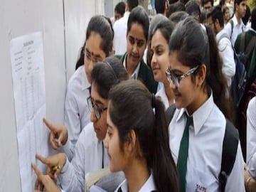 আইসিএসই এবং আইএসসির প্রথম সেমেস্টারের ফল সোমবার৷ প্রতীকী ছবি