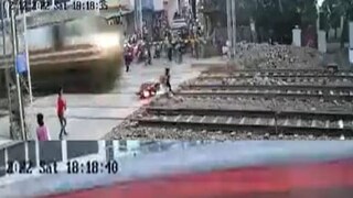 ভাইরাল ভিডিও-র একটি দৃ্শ্য৷ Photo-Twitter ভাইরাল ভিডিও-র একটি দৃ্শ্য৷ Photo-Twitter