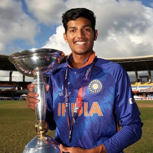 দক্ষিণ আফ্রিকা, বাংলাদেশ, অস্ট্রেলিয়া, ইংল্যান্ডের মতো কঠিন প্রতিপক্ষদের হারিয়ে ২০২২ অনূর্ধ্ব ১৯ বিশ্বকাপ জিতেছে ভারতীয় দল। একের পর এক ম্যাচে দাপট নিয়ে খেলেছে ইয়াশ ধুলের নেতৃত্বাধীন দল। এই নিয়ে টানা পাঁচবার অনূর্ধ্ব ১৯ বিশ্বকাপ জিতল ভারত।