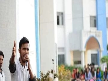 টিআই প্যারেডে গেলেন আনিসের বাবা