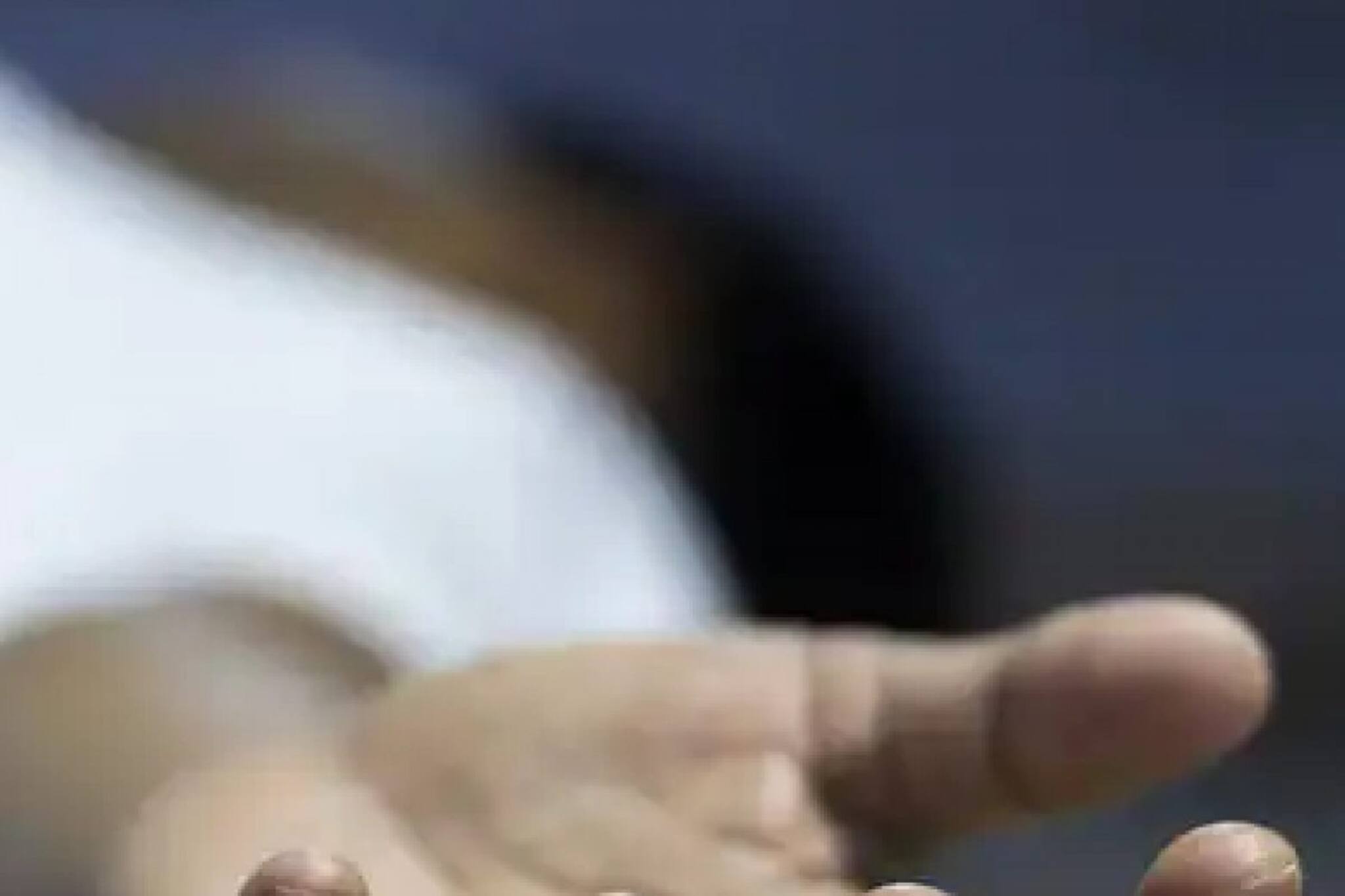 বাড়ির পিছনেই পড়ে ছিল ছেলের মৃতদেহ, খুন করেছে বাবা! বিস্ফোরক দাবি মায়ের