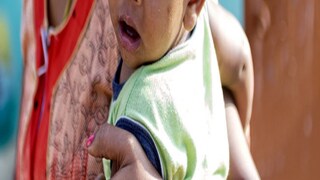 অত্যন্ত স্পর্শকাতরভাবে এক্ষেত্রে চিন্তাভাবনা করতে হবে। সন্তানদের লালন-পালনে সবচেয়ে গুরুত্বপূর্ণ ভূমিকা পালন করেন বাবা-মা। তাই, যদি একজন পুরুষ বা একজন মহিলা স্পর্শকাতরভাবে সন্তান লালন-পালনের জন্য প্রস্তুত না হন, তাহলে সমস্য়া হতে পারে। অত্যন্ত স্পর্শকাতরভাবে এক্ষেত্রে চিন্তাভাবনা করতে হবে। সন্তানদের লালন-পালনে সবচেয়ে গুরুত্বপূর্ণ ভূমিকা পালন করেন বাবা-মা। তাই, যদি একজন পুরুষ বা একজন মহিলা স্পর্শকাতরভাবে সন্তান লালন-পালনের জন্য প্রস্তুত না হন, তাহলে সমস্য়া হতে পারে।