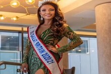 ১০০ ছেলেকে ডেট করেও সিঙ্গলই রয়েছেন এই সুন্দরী মডেল, পাওয়া যায়নি মনের মানুষ!