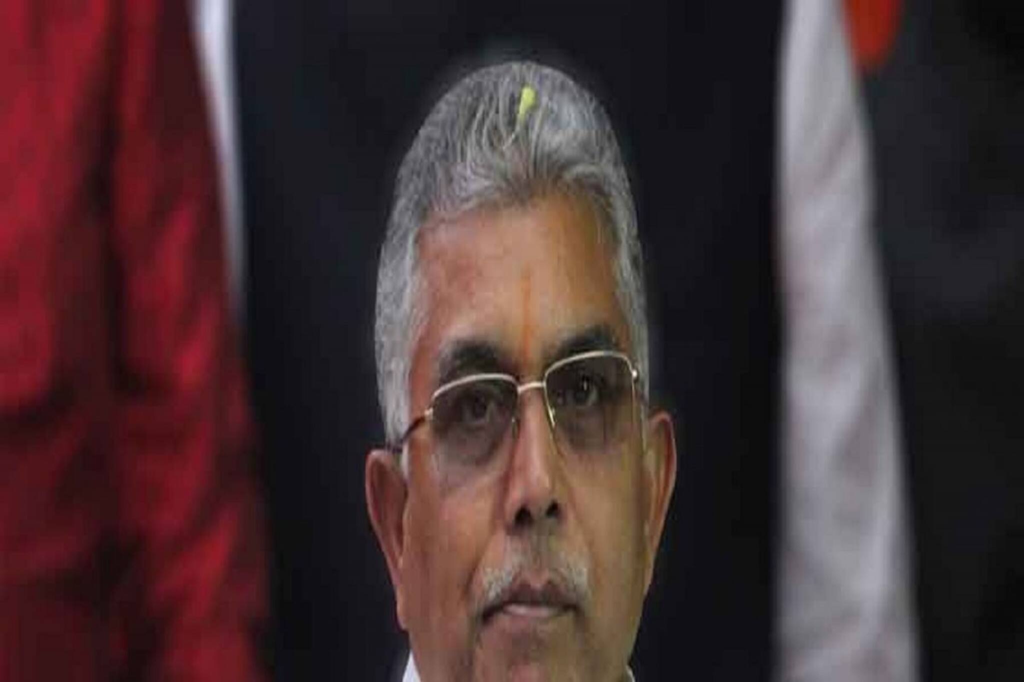 'এ ছাড়া কোন রাস্তা নেই', কেন এমন কথা বললেন দিলীপ ঘোষ! বিঁধলেনই বা কাকে?