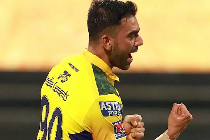 ১৬ কোটি টাকায় যুবরাজ সিংকে নিয়েছিল দিল্লি ডেয়ারডেভিলস (এখন দিল্লি ক্যাপিটালস)। এখনও পর্যন্ত আইপিএলে যুবরাজই সব থেকে বেশি টাকা পেয়েছেন। এবার ঈশান কিষাণ পেলেন ১৫.২৫ টাকা। আর এবার টাকার অঙ্কে তৃতীয় স্থানে রয়েছেন দীপক চাহার।