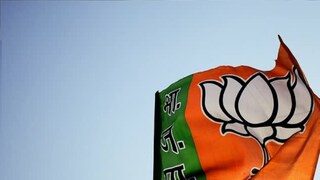 থেমে গেল গেরুয়া ঝড়৷ 