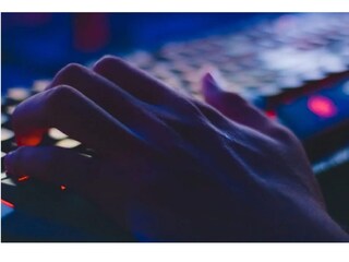 How do these online banking frauds happen in India and how to prevent it