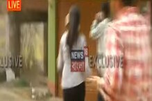 মদন মিত্রের গড়ে ভুয়ো ভোটার! ধরা পড়তেই কী হল দেখুন... মদন মিত্রের গড়ে ভুয়ো ভোটার! ধরা পড়তেই কী হল দেখুন...