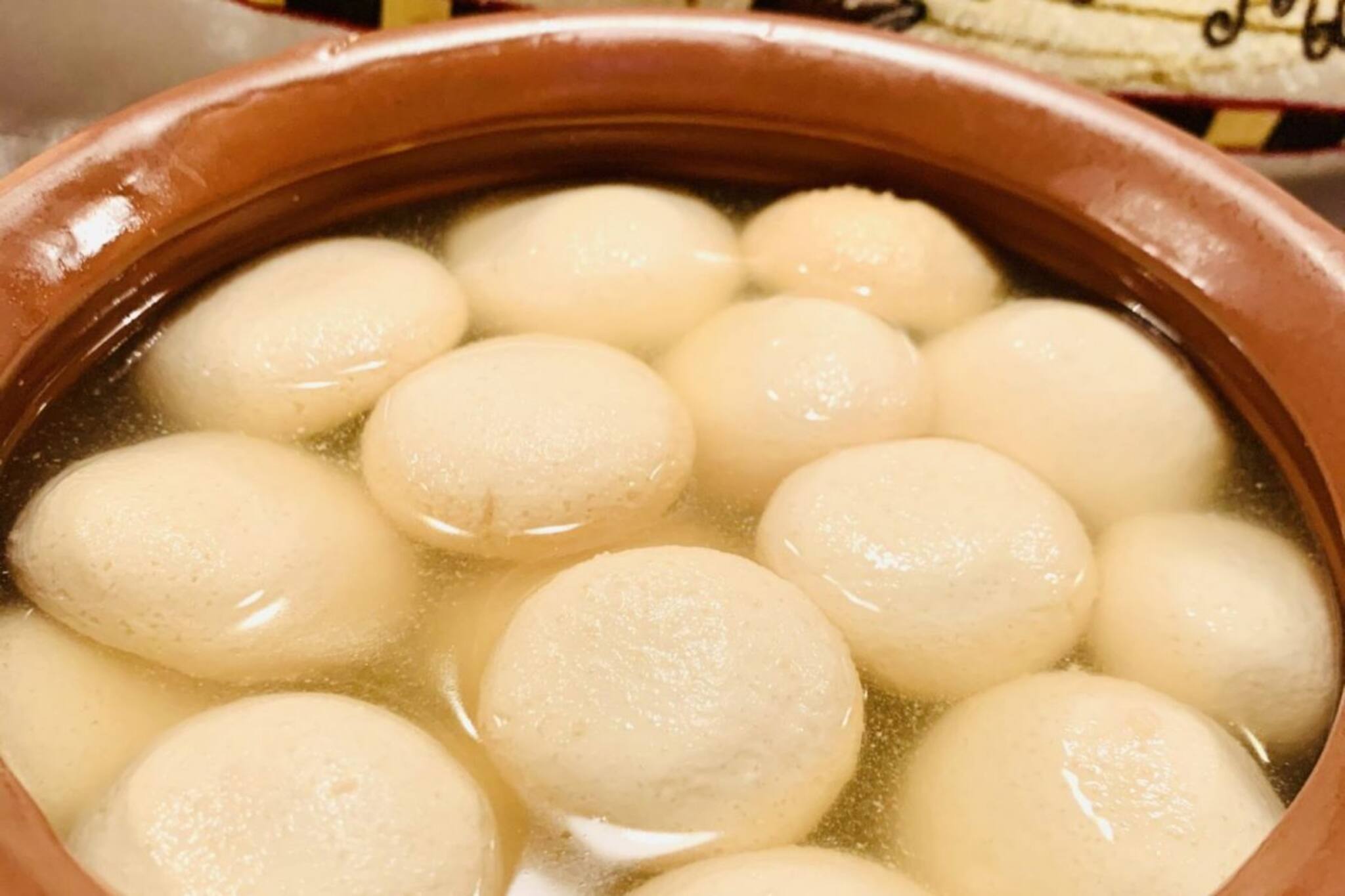 জাঁকিয়ে পড়ছে শীত, বর্ধমানে জমে গেল নলেন গুড়ের বাজার