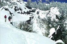 Darjeeling Snowfall|| ফের তুষারপাত পাহাড়ে! কার্শিয়ংয়ের চটকপুর ঢাকল বরফের সাদা চাদরে Darjeeling Snowfall|| ফের তুষারপাত পাহাড়ে! কার্শিয়ংয়ের চটকপুর ঢাকল বরফের সাদা চাদরে