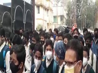 খুলে গেল স্কুল-কলেজ-বিশ্ববিদ্যালয় 