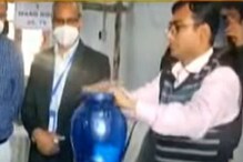 আসানসোলে ৩১ নম্বর ওয়ার্ডে ‘টাই’, টসে জিতে বাজিমাত তৃণমূল প্রার্থীর ! আসানসোলে ৩১ নম্বর ওয়ার্ডে ‘টাই’, টসে জিতে বাজিমাত তৃণমূল প্রার্থীর !