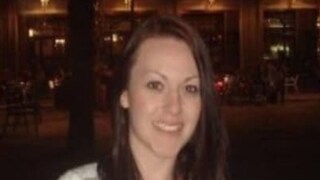 মহিলা সবার সামনেই বদলা নিতে সফল মহিলা সবার সামনেই বদলা নিতে সফল