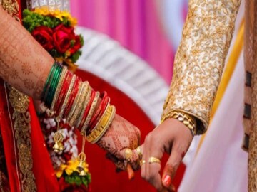 বিয়ের এক দিন আগে এই ঘটনা Representative Image