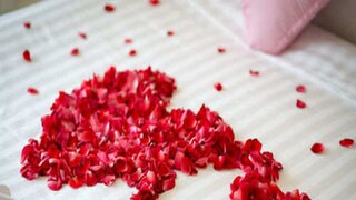 আর মনের মতো সঙ্গী পেলে মানসিক চাপ কম হবে। জীবন আরো ছন্দময় হবে। নিশ্চিত ও সুখময় জীবন হলে সেক্ষেত্রে বিয়ে বেশি দিন টিকবে। আর সংসার সুখের হলে আয়ুও বেশি হওয়ার সম্ভাবনা থাকে। তাই পুরুষদের ক্ষেত্রে উপরোক্ত বয়সেই বিয়ের পরামর্শ দিচ্ছে এই সমীক্ষা থেকে প্রাপ্ত তথ্য। প্রতীকী ছবি। 