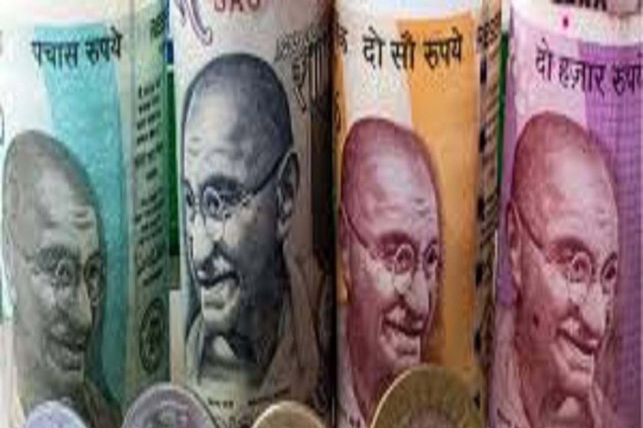 সরকারি কর্মীদের জন্য বিরাট খবর! পেনশনের নিয়মে বড়সড় বদল