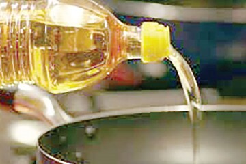 Edible Oil: বিরাট ঝটকা! ভোজ্য তেলের দাম রেকর্ড বৃদ্ধি, তুমুল চাপে মধ্যবিত্ত