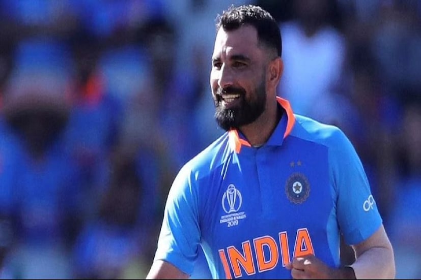 মহম্মদ শামিকে (Mohammed Shami) নিয়েও জোর টানাটানি৷ কলকাতা নাইট রাইডার্স , রয়্যাল চ্যালেঞ্জার্স জোর লড়লেও গুজরাত টাইটান্স কিনে নিল মহম্মদ শামিকে৷ ৬.২৫ কোটিতে বিক্রি হলেন তিনি৷ 