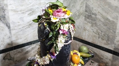 কান্দি পঞ্চমুখী শিব মন্দির 