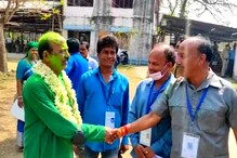 পৌর নির্বাচনে জেলায় সবুজ আবিরের অকাল হোলি পৌর নির্বাচনে জেলায় সবুজ আবিরের অকাল হোলি