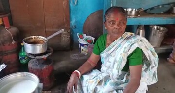 নিজের
