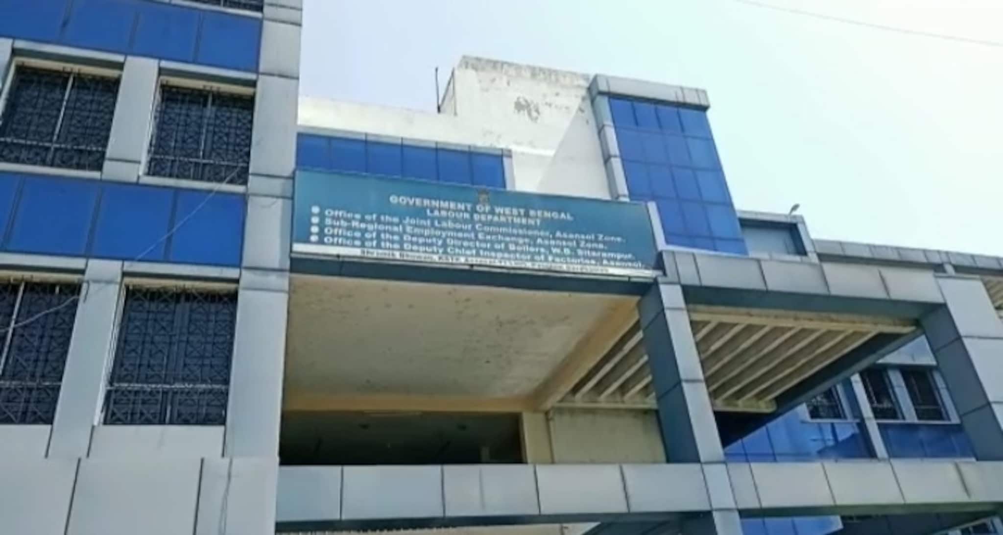 West Bardhaman News- এই কোর্স করলে পাবেন লেবার ওয়েলফেয়ার অফিসার পদে কাজ করার সুযোগ