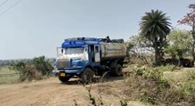 পেট্রোলিয়ামের গাড়িতে ভরা হচ্ছে জল! সাংঘাতিক কাণ্ডের সাক্ষী পাণ্ডবেশ্বর পেট্রোলিয়ামের গাড়িতে ভরা হচ্ছে জল! সাংঘাতিক কাণ্ডের সাক্ষী পাণ্ডবেশ্বর