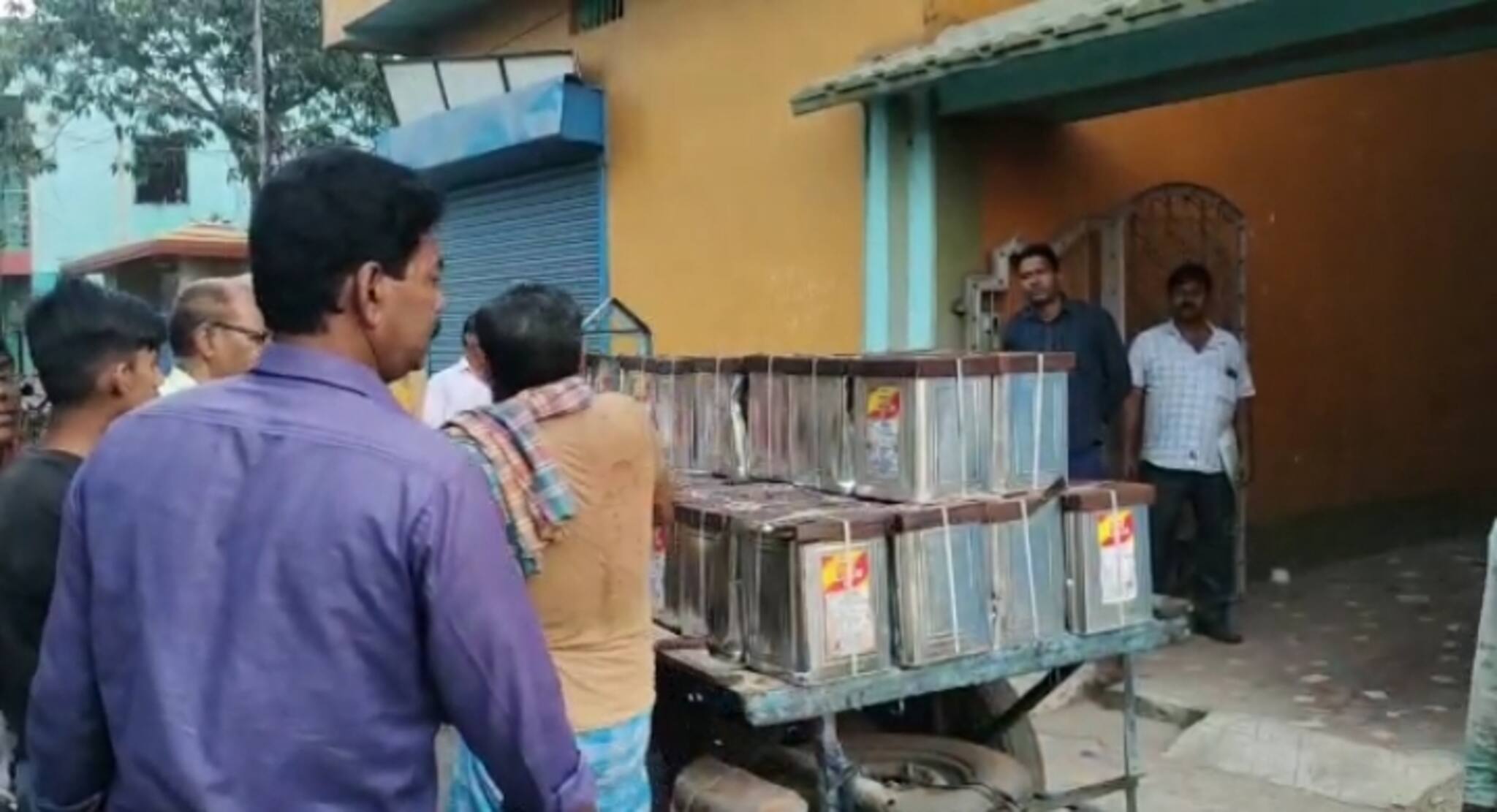 Paschim Bardhaman: তেল ভর্তি গাড়ি অপহরণ করে বিক্রি বিভিন্ন ব্যবসায়ীদের