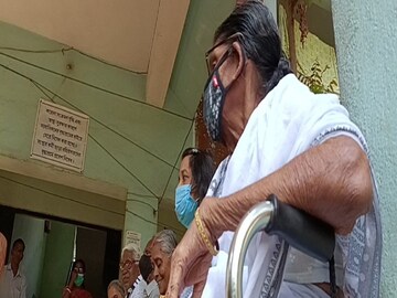 West Medinipur: Residents of oldage home is spending lonely days during holi