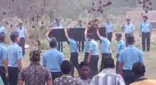 রাজধানী এক্সপ্রেস থেকে লাফিয়ে নামতে গিয়ে মর্মান্তিক পরিণতি জওয়ানের