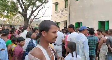 বিক্ষোভে