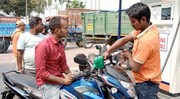 জ্বালানির মূল্য বৃদ্ধিতে দ্রব্যমূল্য বৃদ্ধির আশঙ্কায় আম জনতা।