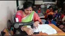 মহিলাদের স্কুলের ইউনিফর্ম তৈরির প্রশিক্ষণ মাজদিয়ায়