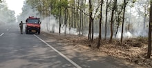 Fire in forest: পুলিশের সচেতনতামূলক প্রচারের ২৪ ঘণ্টার মধ্যে আবারও ভয়াবহ আগুন লাগলো শালবনীর ভাদুতলার জঙ্গলে