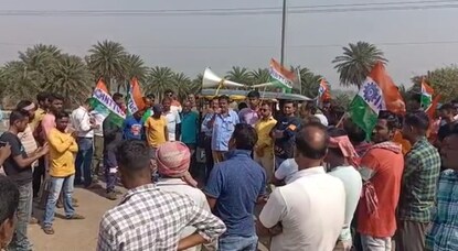 পানাগড় ইন্ডাস্ট্রিয়াল পার্কে ধর্মঘটের বিরুদ্ধে সভা তৃণমূলের শ্রমিক সংগঠনের।