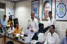 পুরবোর্ড দখলের পর প্রথম বাজেট, পেশ করলেন মেয়র গৌতম দেব পুরবোর্ড দখলের পর প্রথম বাজেট, পেশ করলেন মেয়র গৌতম দেব
