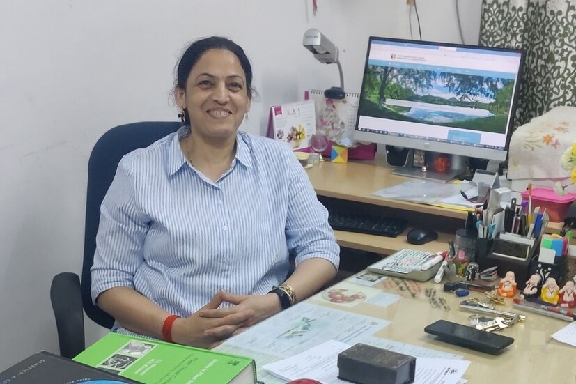 *রাখী চতুর্বেদী (Rakhi Chaturvedi ): আইআইটি গুয়াহাটি প্রফেসর রাখী চতুর্বেদী ভারতীয়দের মধ্যে শীর্ষে থাকা ৭৫ জন নারীর একজন। STEAM অর্থাৎ fields of Science, Technology, Engineering, Applied Arts and Mathematics-এর মধ্যে থেকে এই তালিকা প্রস্তুত করা হয়।
