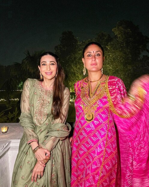 কোনও এক অনুষ্ঠানে একসঙ্গে দুই বোন। দুজনের পরনেই এথনিক পোশাক। 